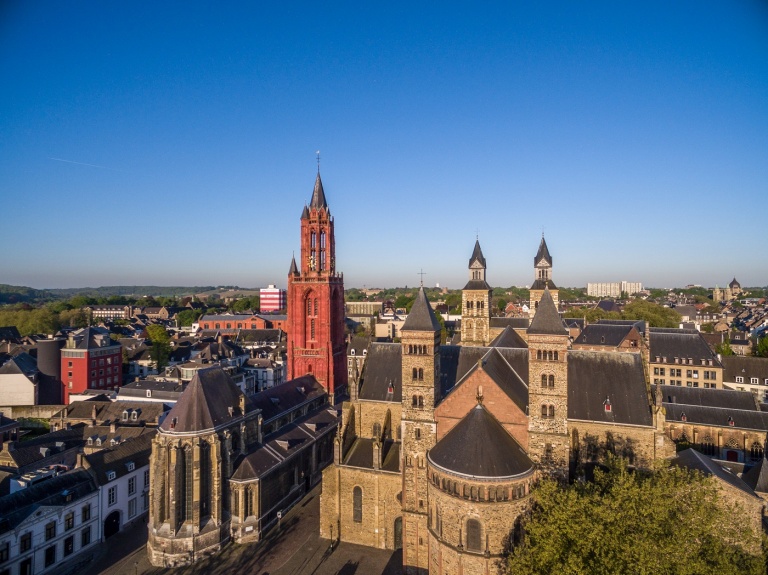 20170509 Maastricht - Servaaskerk DJI_0303.jpg